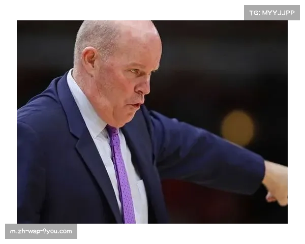 克利福德黄蜂转换防守 退防落位与对位沟通